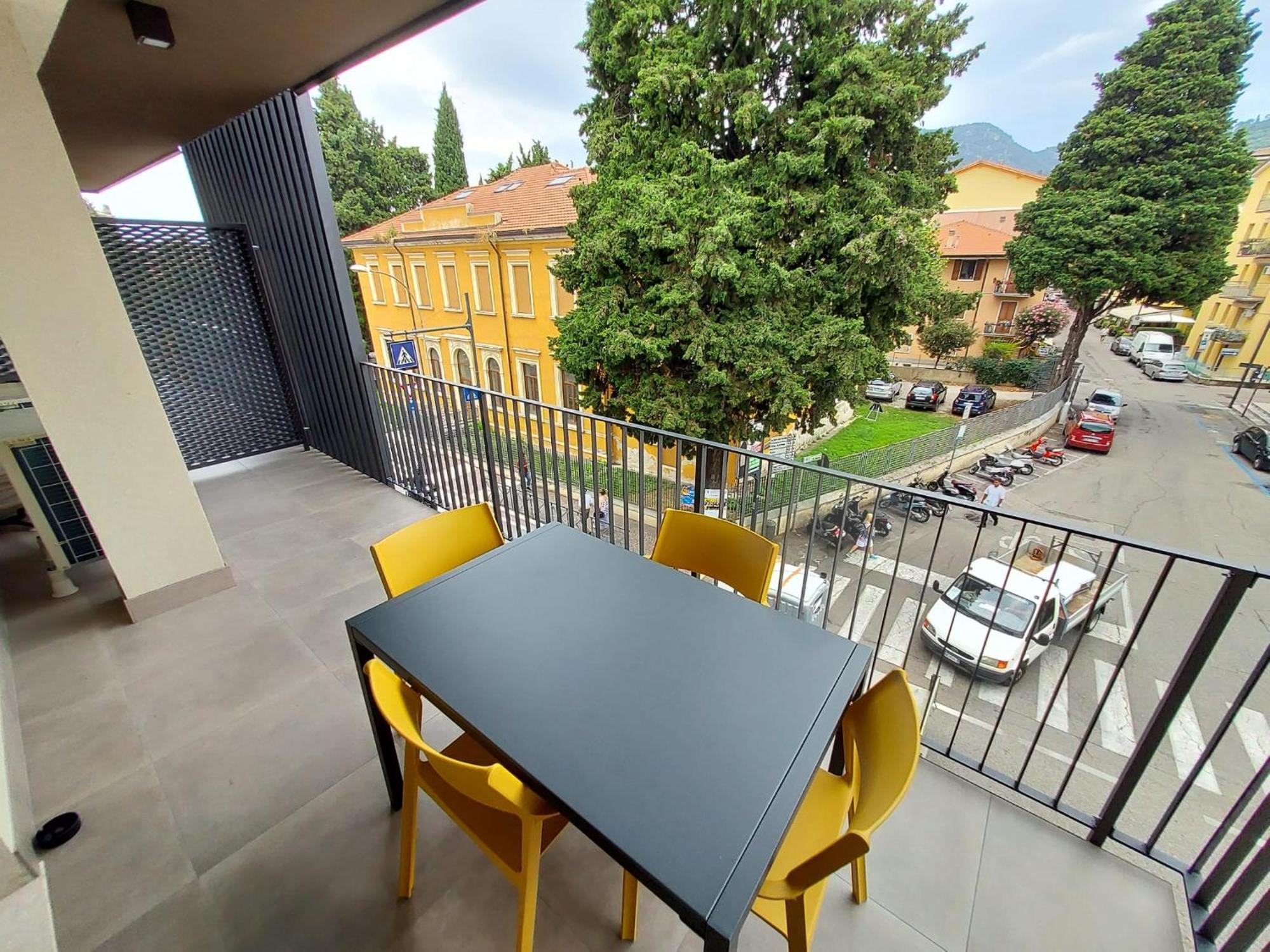 Apartmentsgarda Garda  Esterno foto