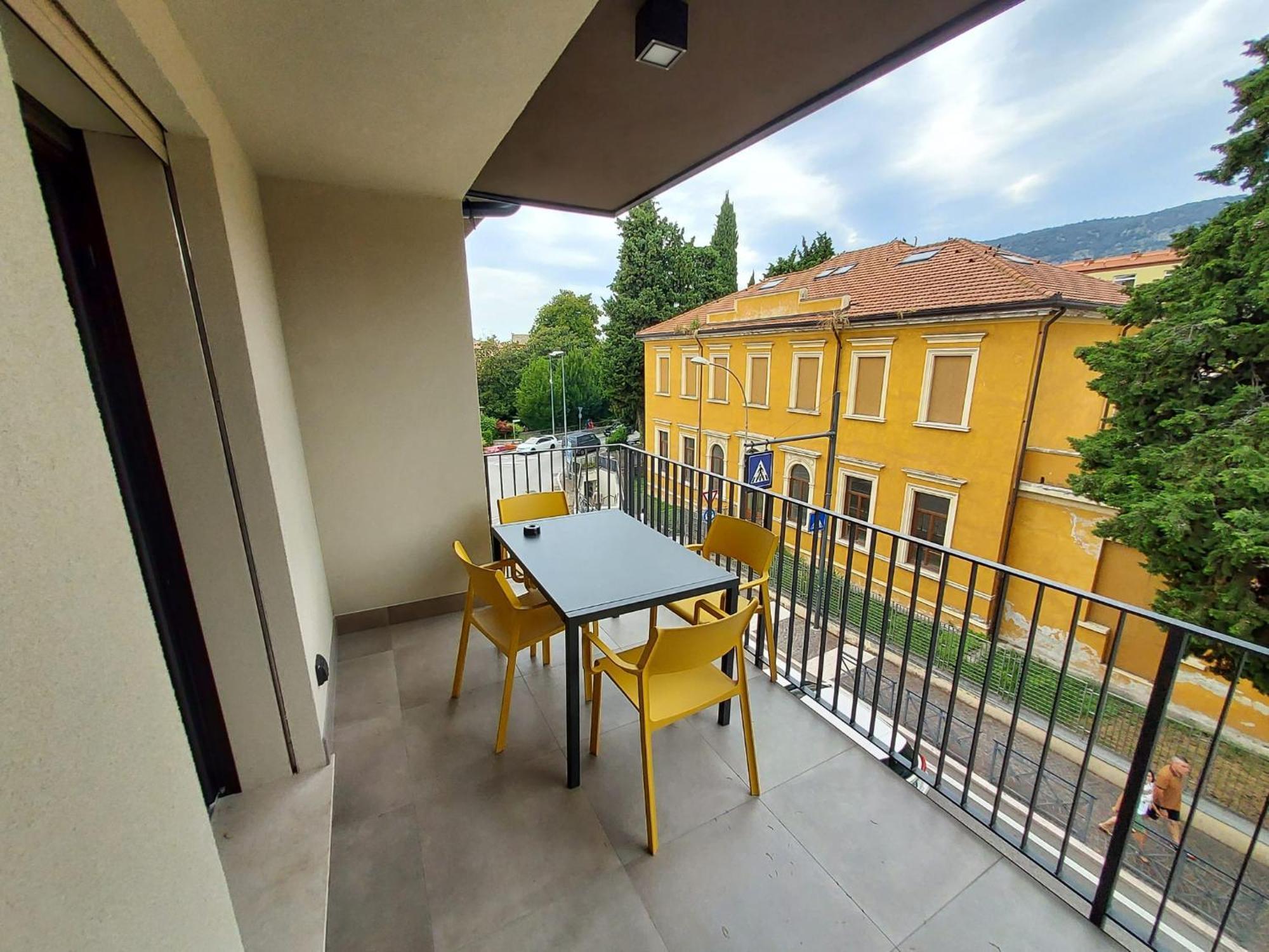 Apartmentsgarda Garda  Esterno foto