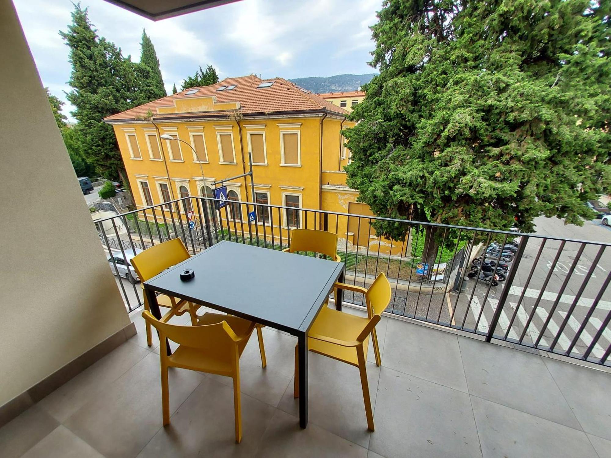 Apartmentsgarda Garda  Esterno foto