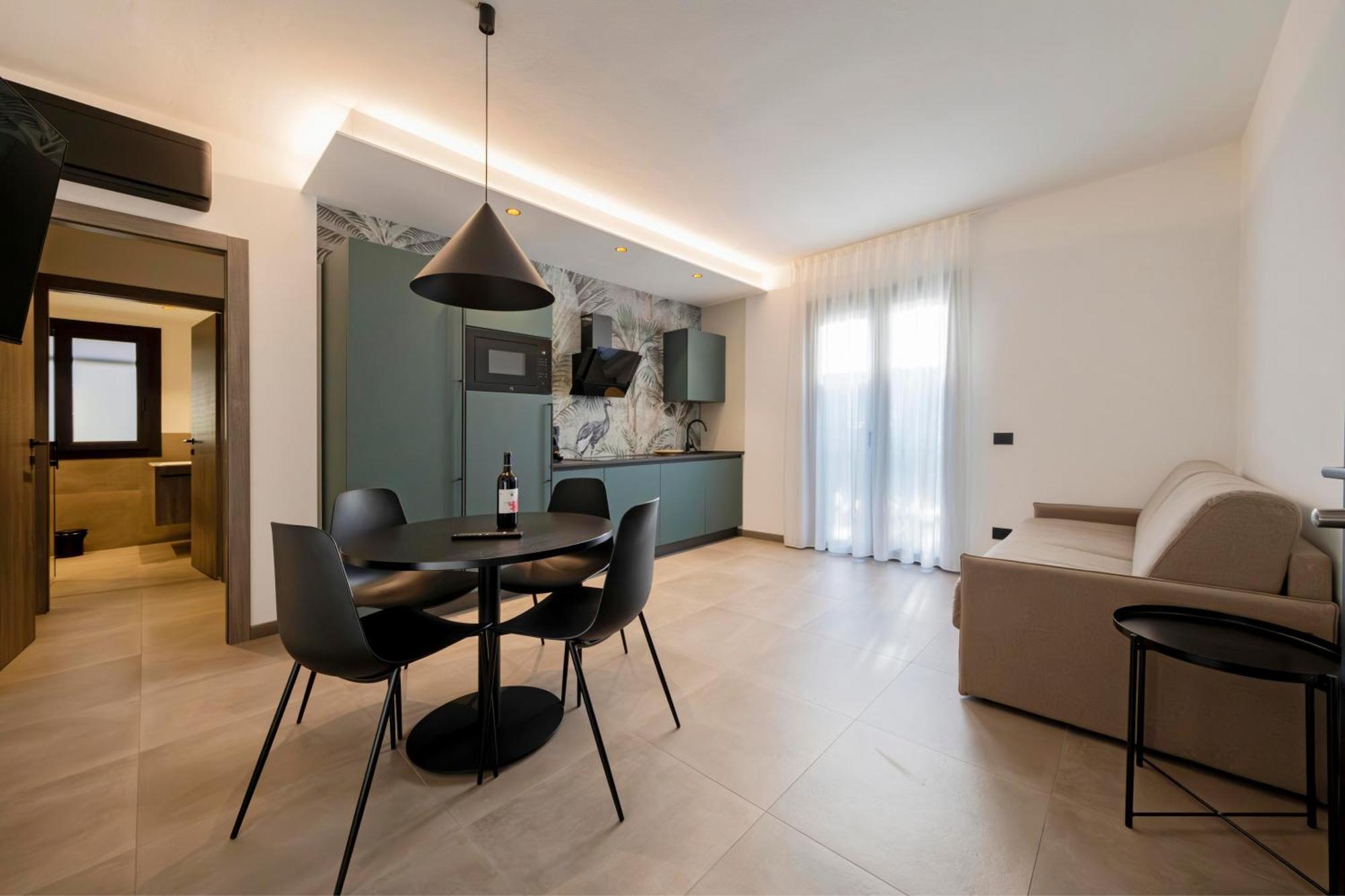Apartmentsgarda Garda  Esterno foto