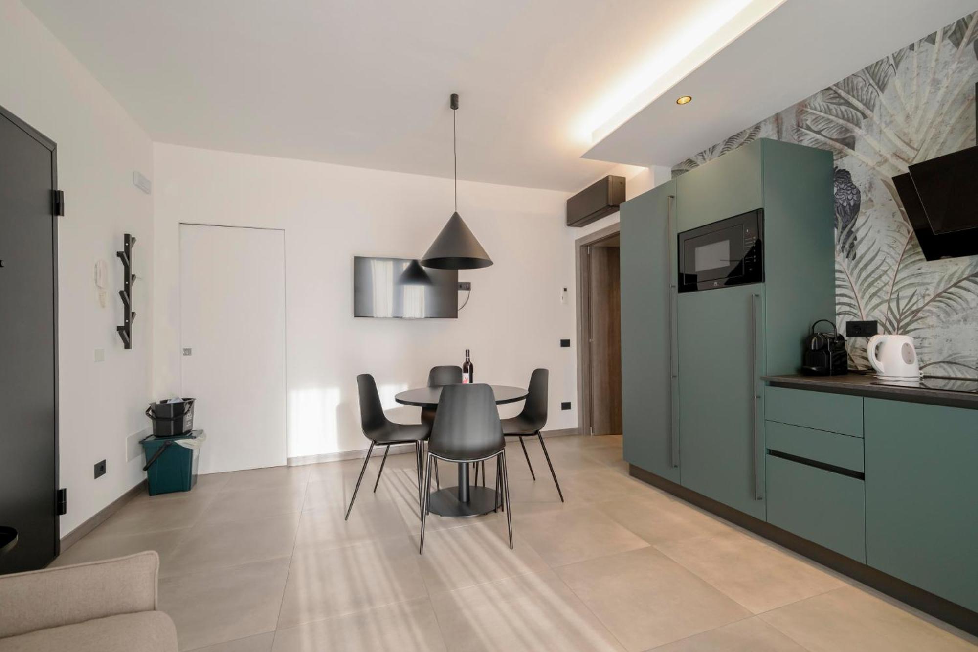Apartmentsgarda Garda  Esterno foto