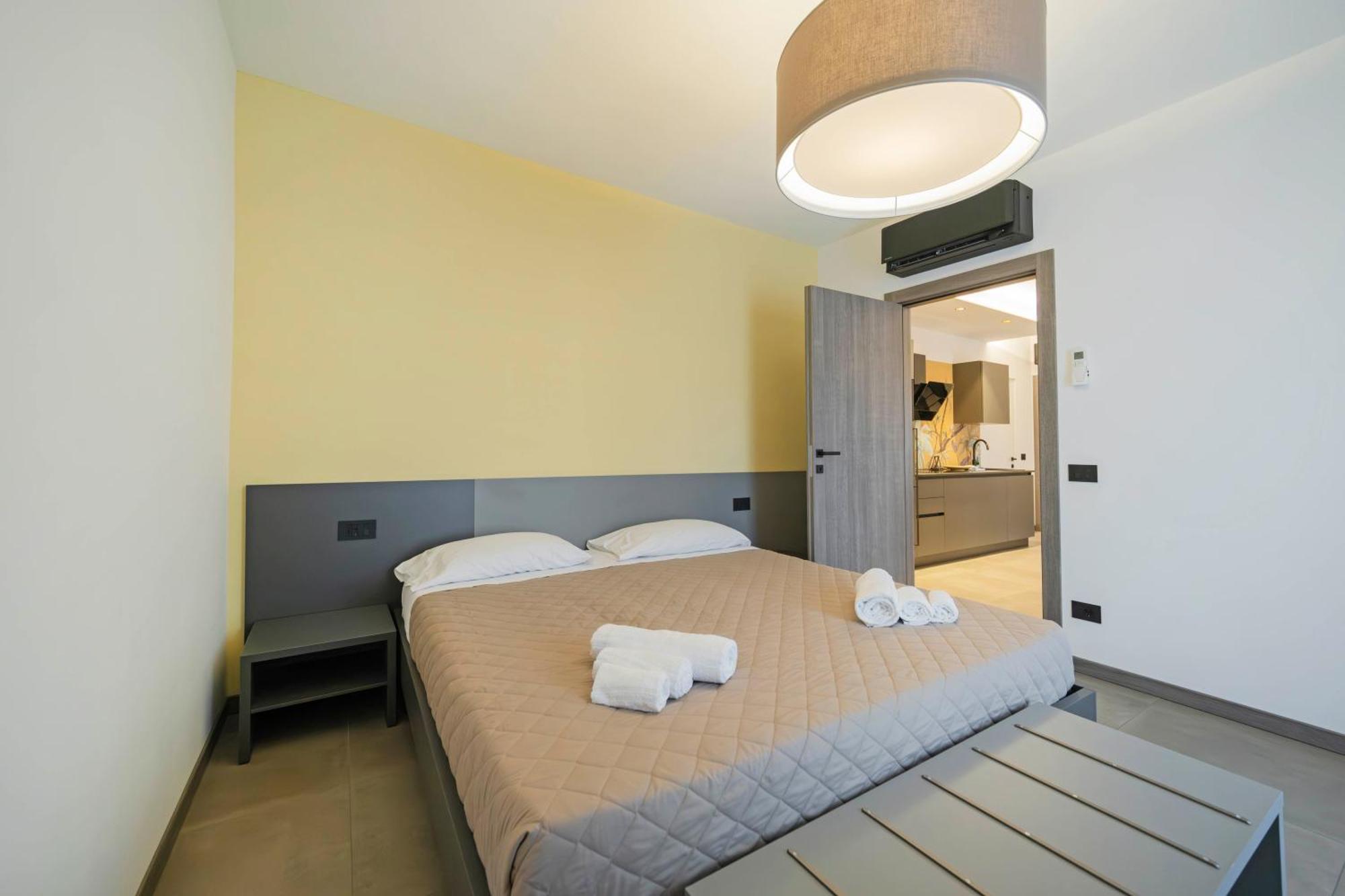 Apartmentsgarda Garda  Esterno foto