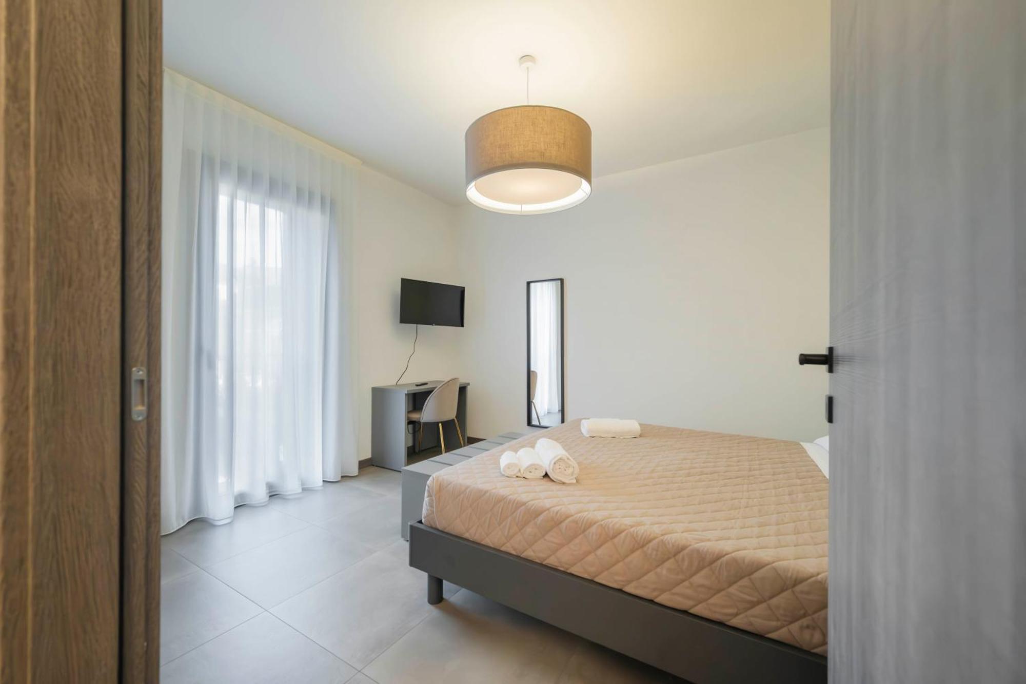 Apartmentsgarda Garda  Esterno foto