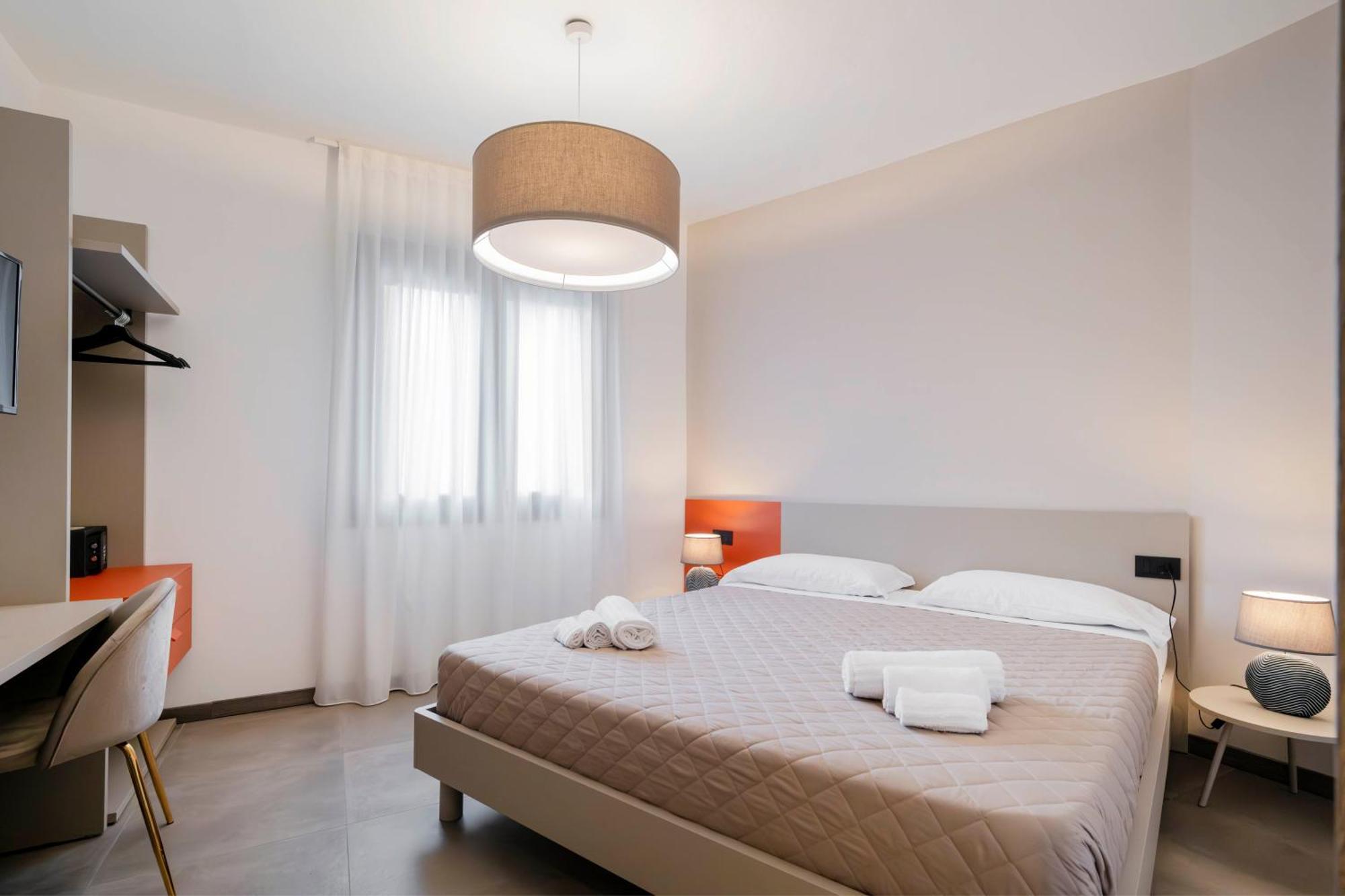 Apartmentsgarda Garda  Esterno foto